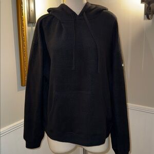 ALO Yoga Black Renown Heavy Weight pullover Sweatshirt. Like new. Small